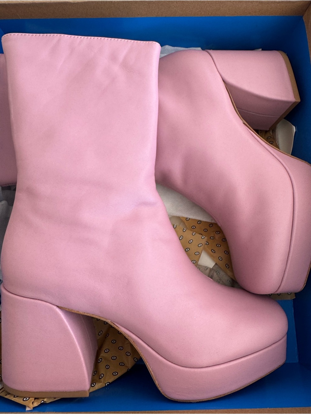 Like new in box Charlotte stone sz 7 maeve peony boots